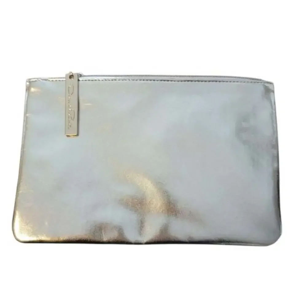 Oscar De La Renta Elegant Silver Clutch Bag
